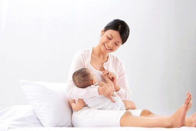 Mẹ và bé